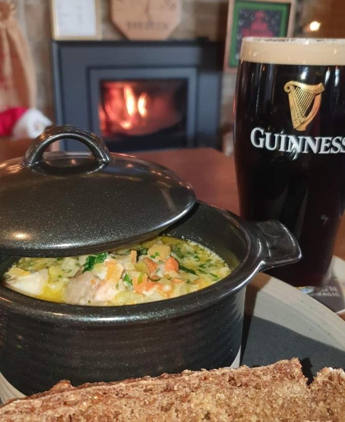 The Canalside B&B At The Auld Shebeen Bar Athy Extérieur photo